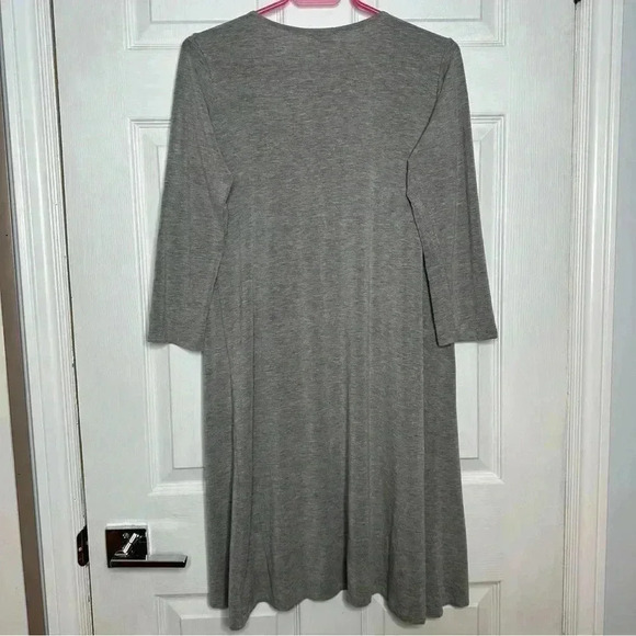 Mrs. Tee Cardigan Grey  Size Large - Picture 8 of 16